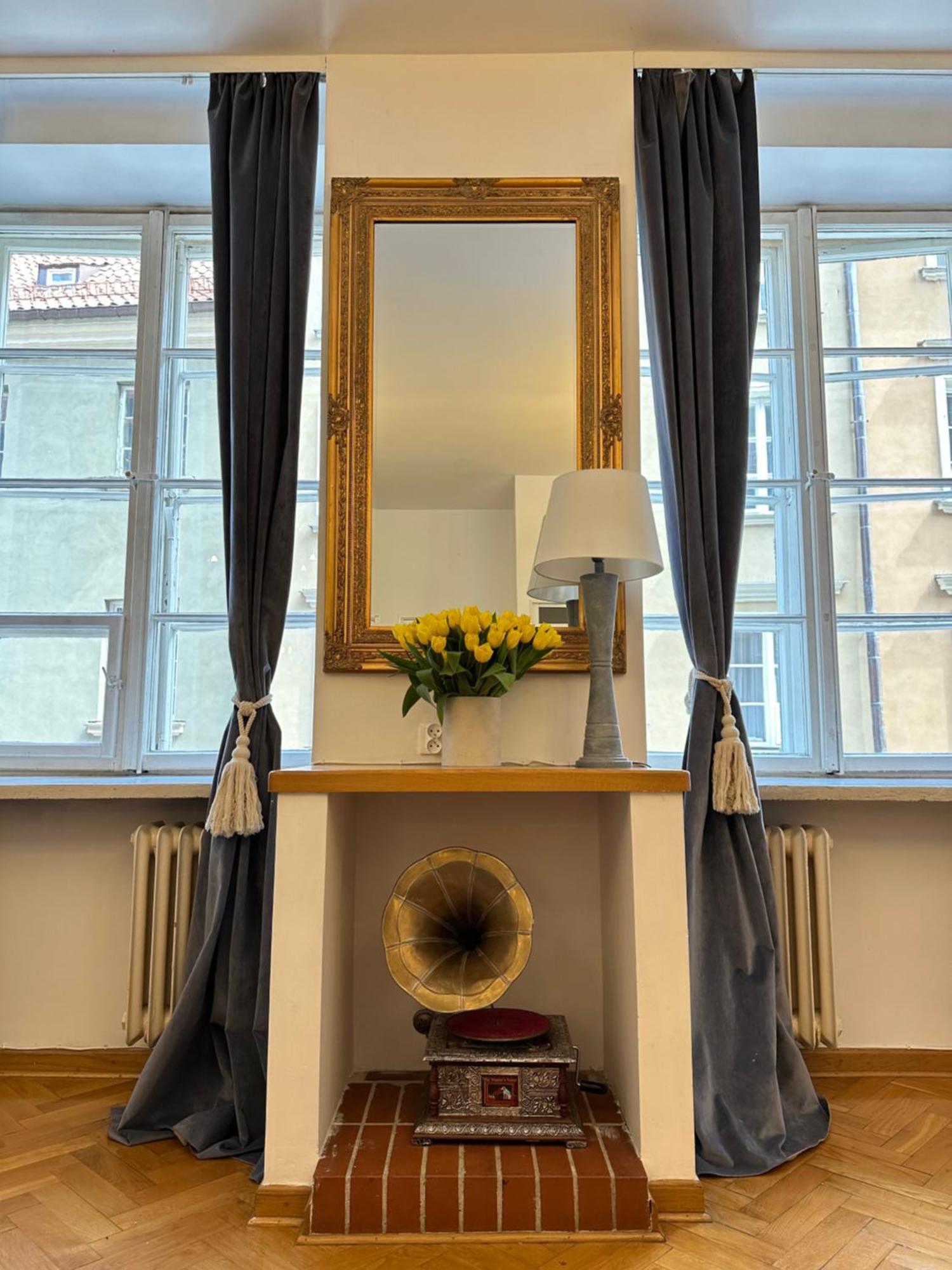 Charming Apartment At Old Town Varsavia Esterno foto